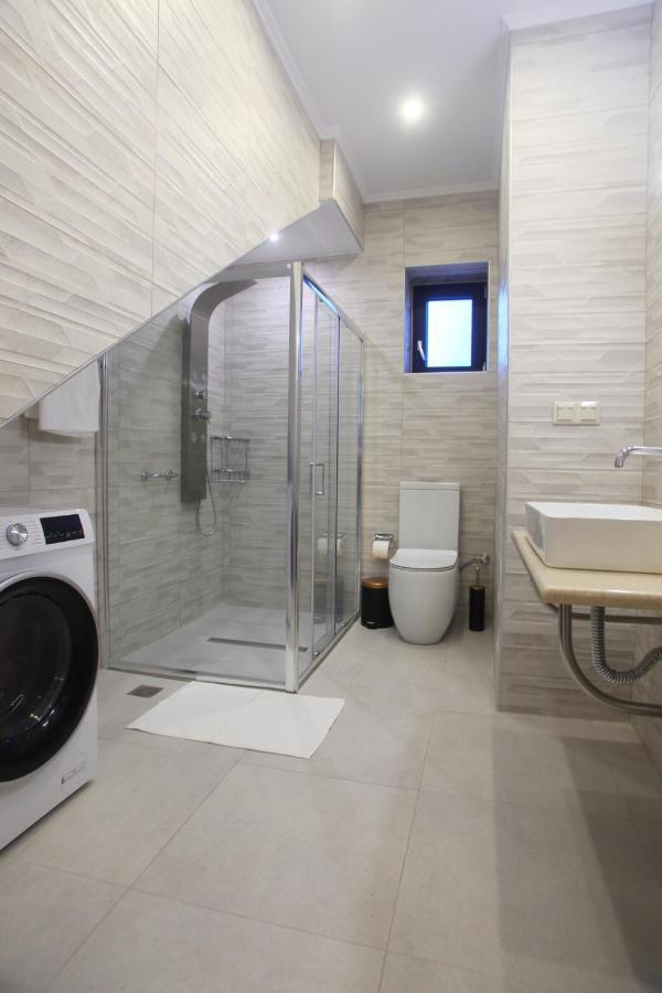 Ionian Stone Luxury Villa นิเกียนา ภายนอก รูปภาพ