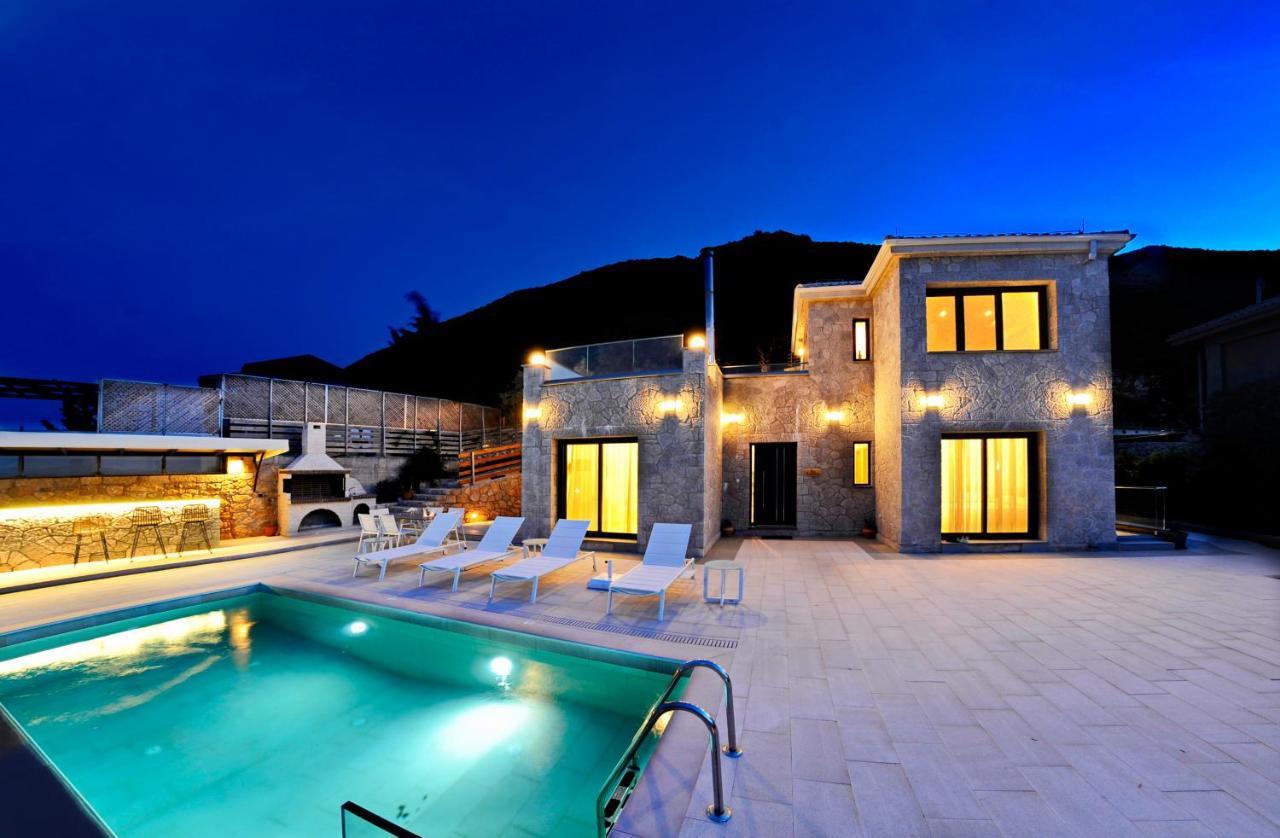 Ionian Stone Luxury Villa นิเกียนา ภายนอก รูปภาพ