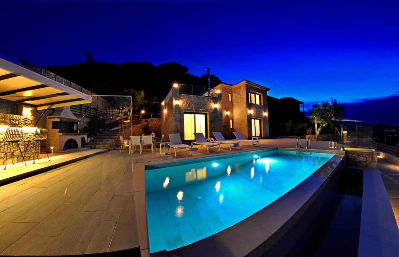 Ionian Stone Luxury Villa นิเกียนา ภายนอก รูปภาพ