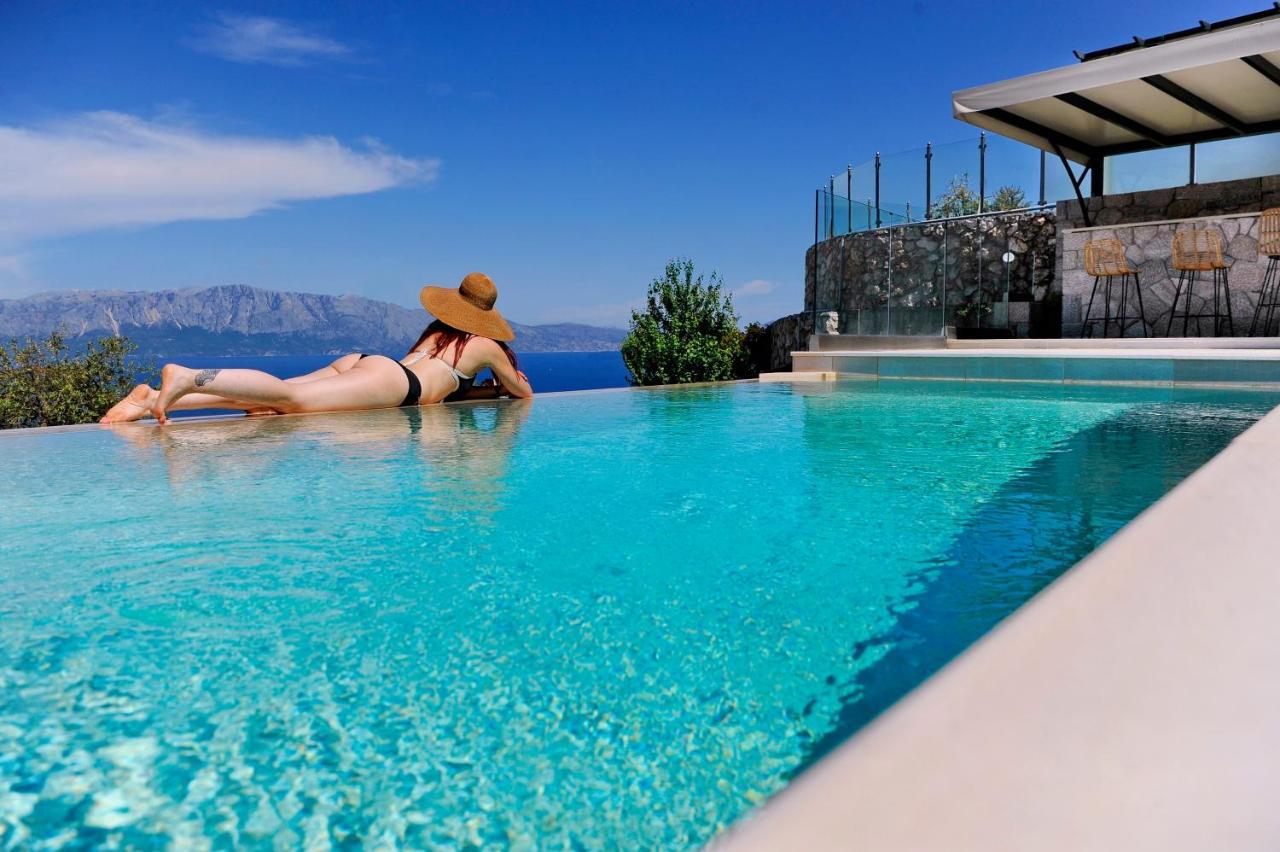 Ionian Stone Luxury Villa นิเกียนา ภายนอก รูปภาพ