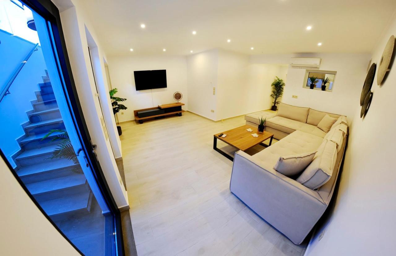Ionian Stone Luxury Villa นิเกียนา ภายนอก รูปภาพ