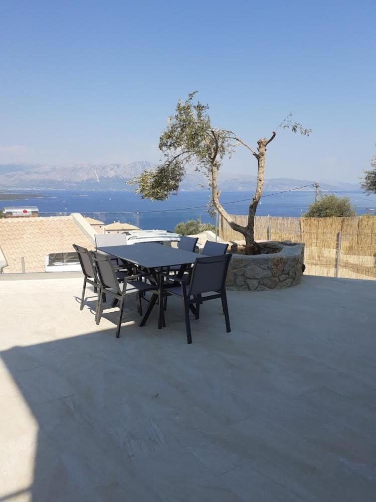 Ionian Stone Luxury Villa นิเกียนา ภายนอก รูปภาพ