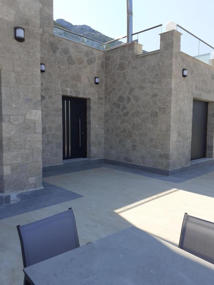 Ionian Stone Luxury Villa นิเกียนา ภายนอก รูปภาพ