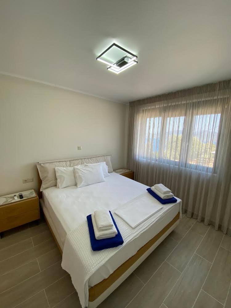 Ionian Stone Luxury Villa นิเกียนา ภายนอก รูปภาพ